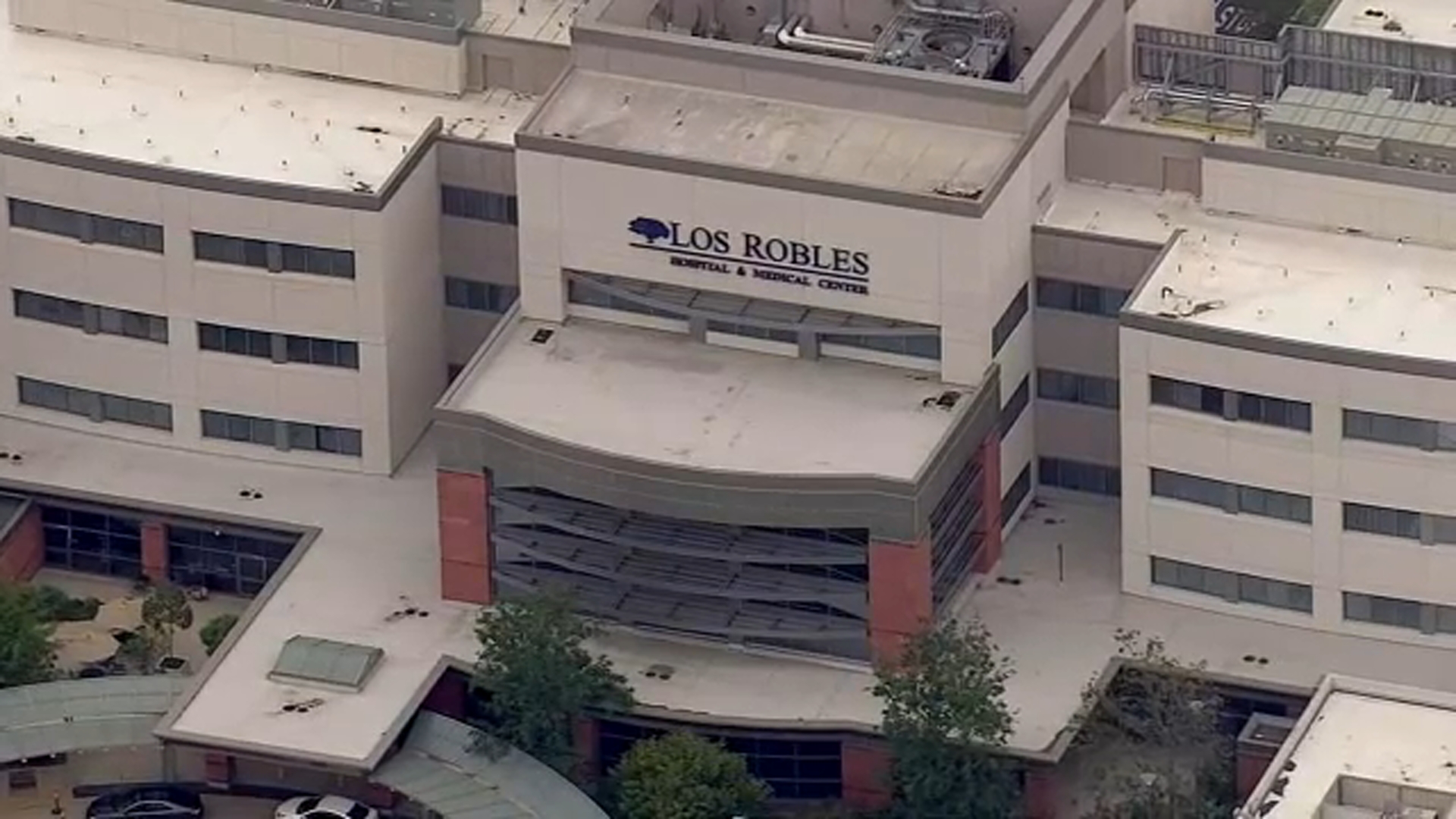 Man accused of attempted murder shot by police inside Thousand Oaks ...