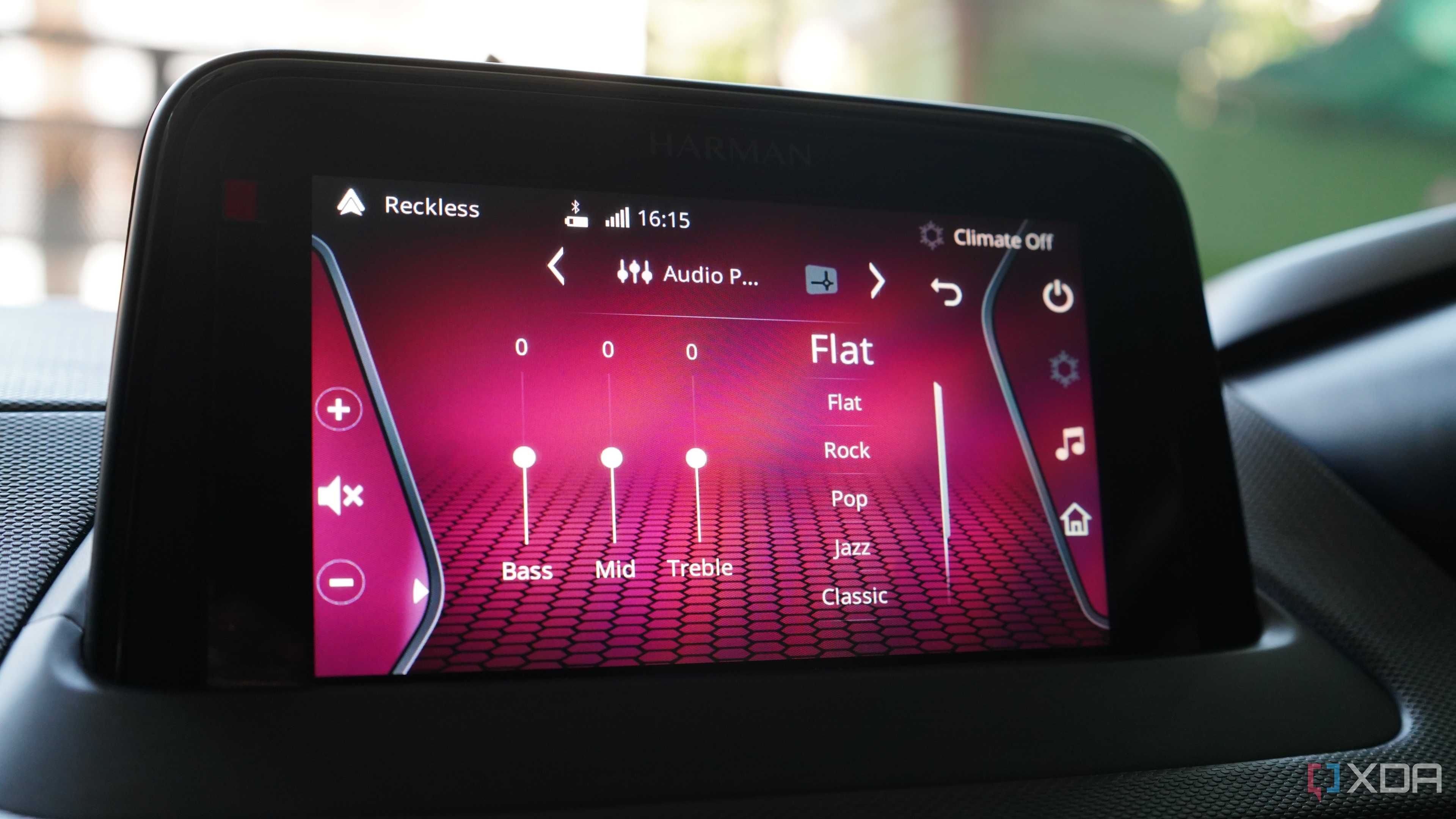 Adjusting the Audio equalizer to the Flat preset on a car infotainment display