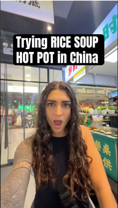 Congee meets hot pot fusion food experience in China