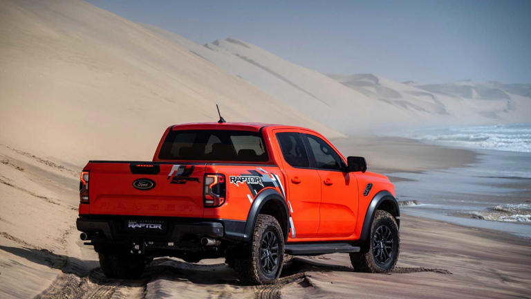 Ford Ranger Raptor: Suspension, power & off-road capability explained