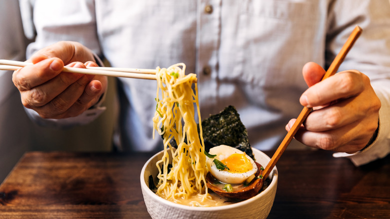 10 mistakes to avoid when ordering food in Japan