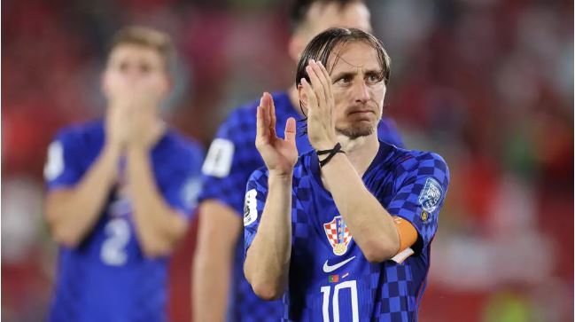 Modric chỉ trích VAR thiên vị cho đội bóng của Ronaldo