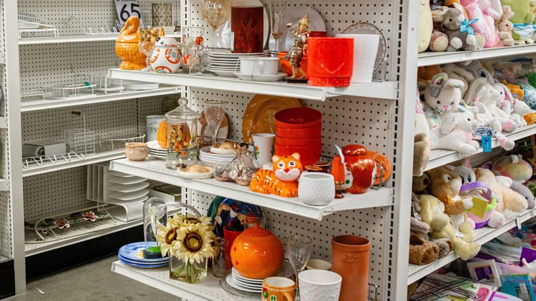 It's been around since the 1800s — the dreamy glass cup that's a rare thrift store find