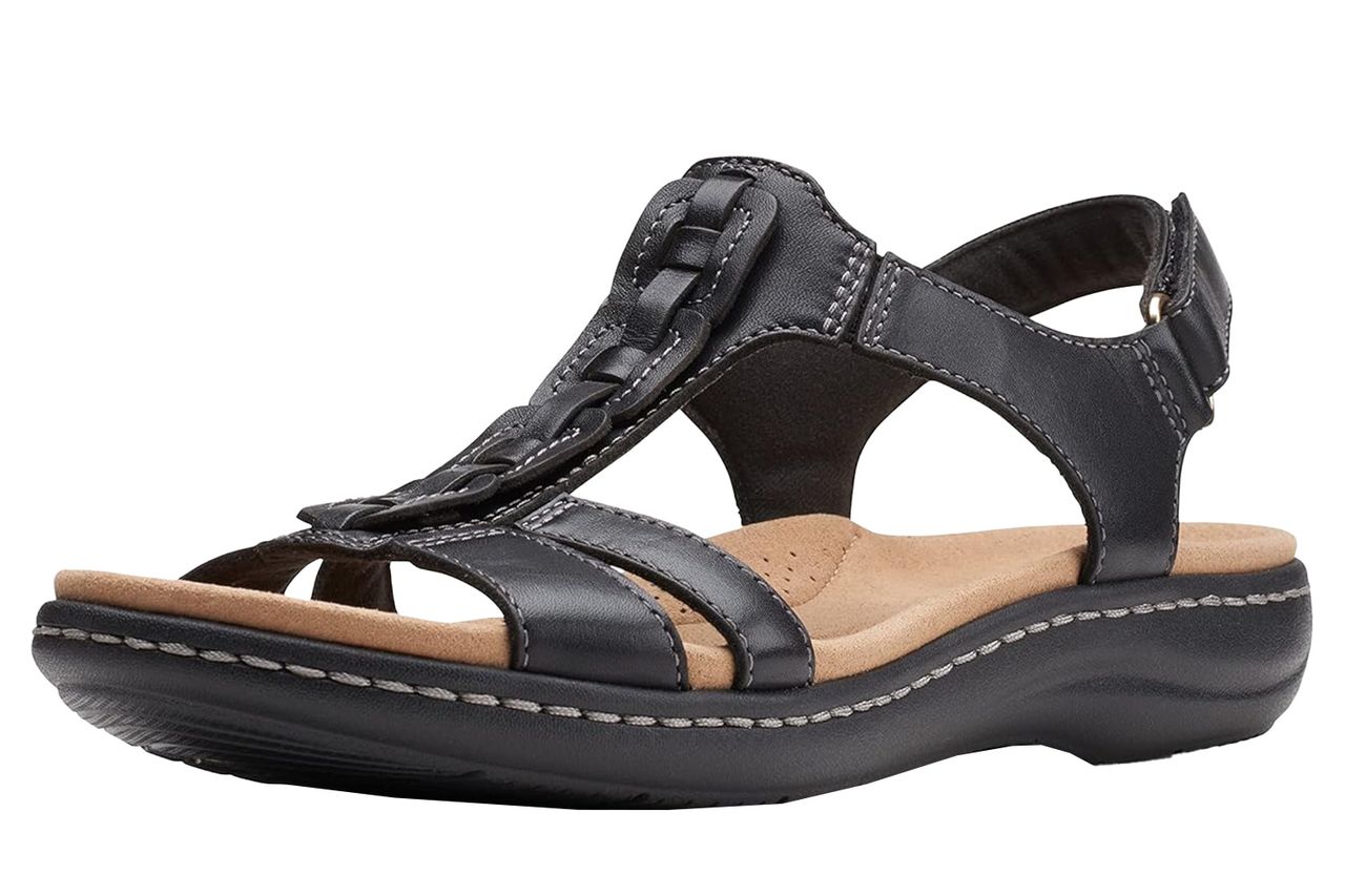 Amazon Clarks Women's Laurieann Kay Flat Sandal