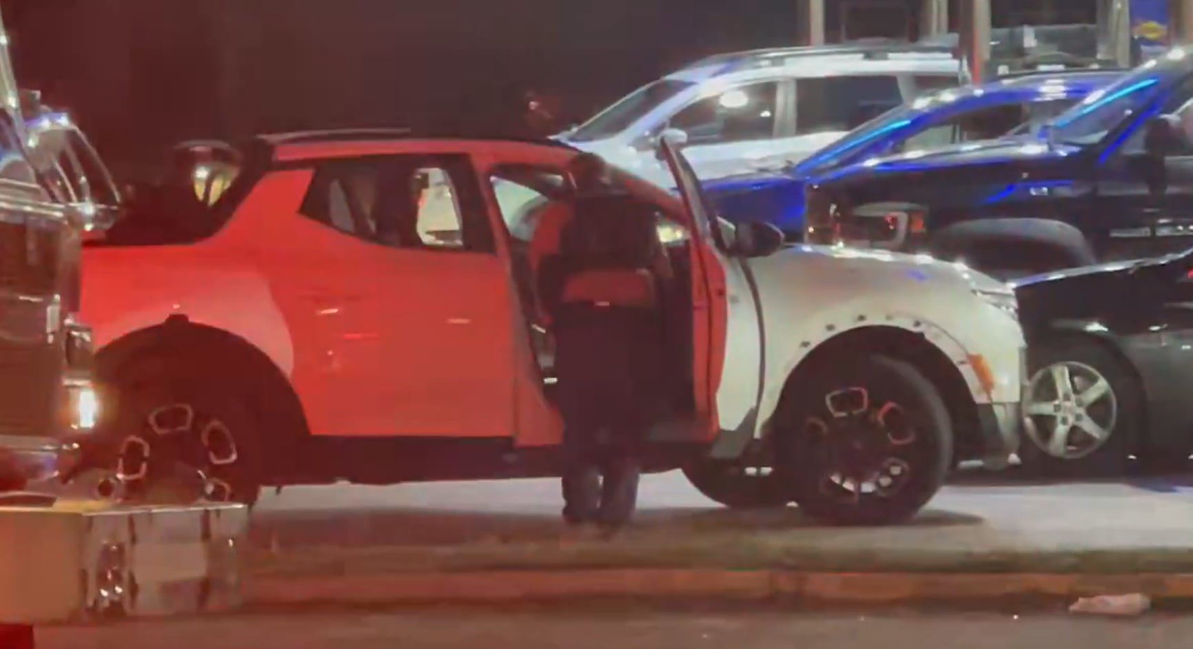 2 minorly injured after shots fired into car on Cleveland’s east side ...