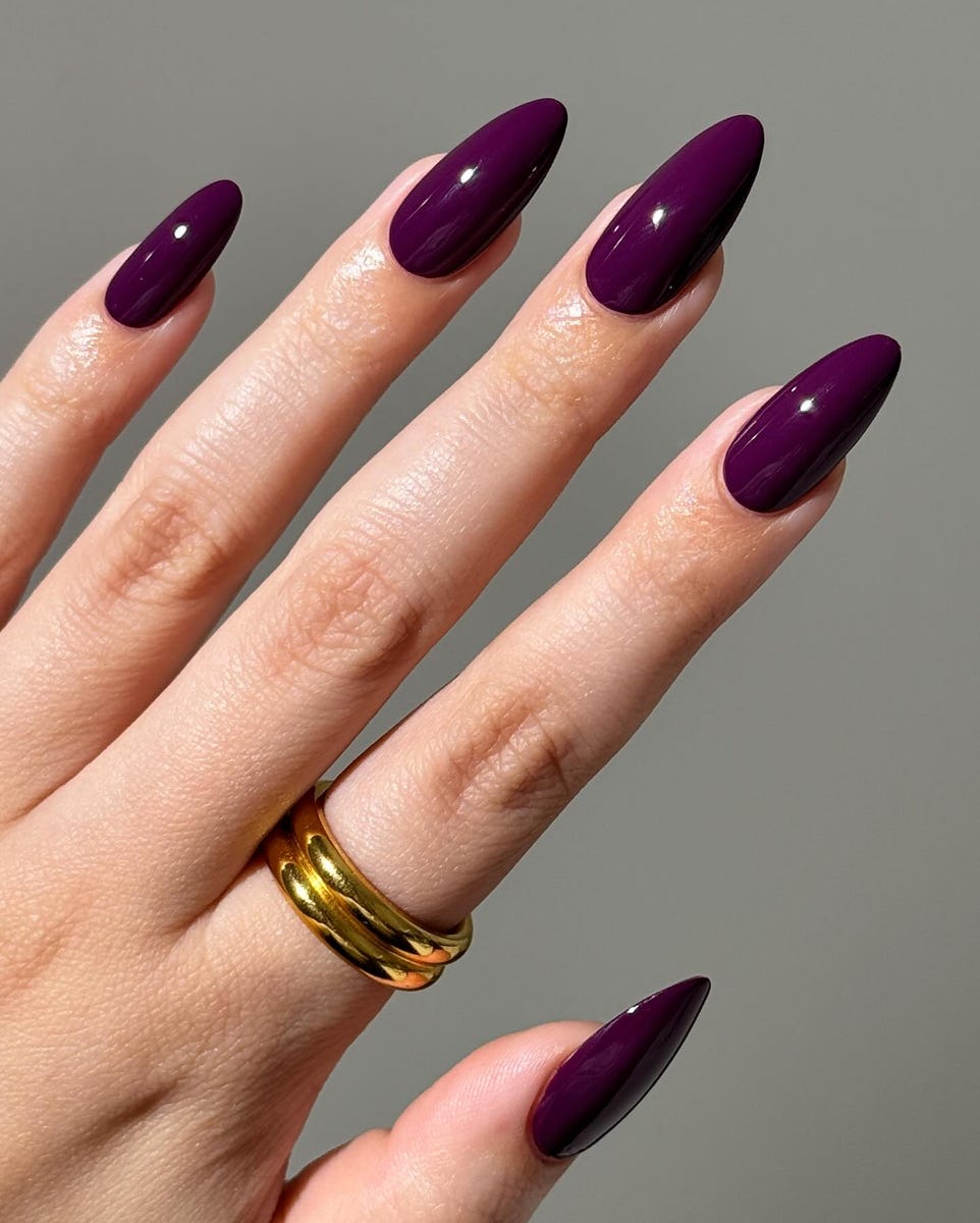 plum-nails-avri.jpg