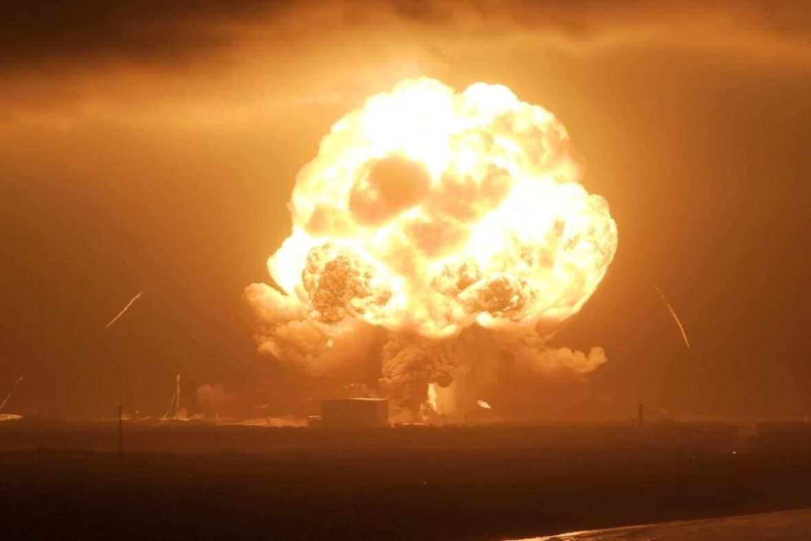 Jeff Bezos’s rocket exploded in the most powerful launchpad blast since ...