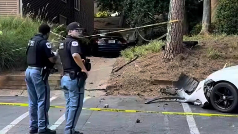 2 charged with murder after driver shot, crashes into Cobb apartment ...