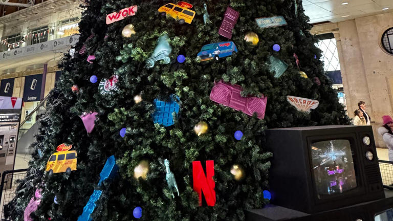 Stranger Things to release Netflix's first-ever complete series box set