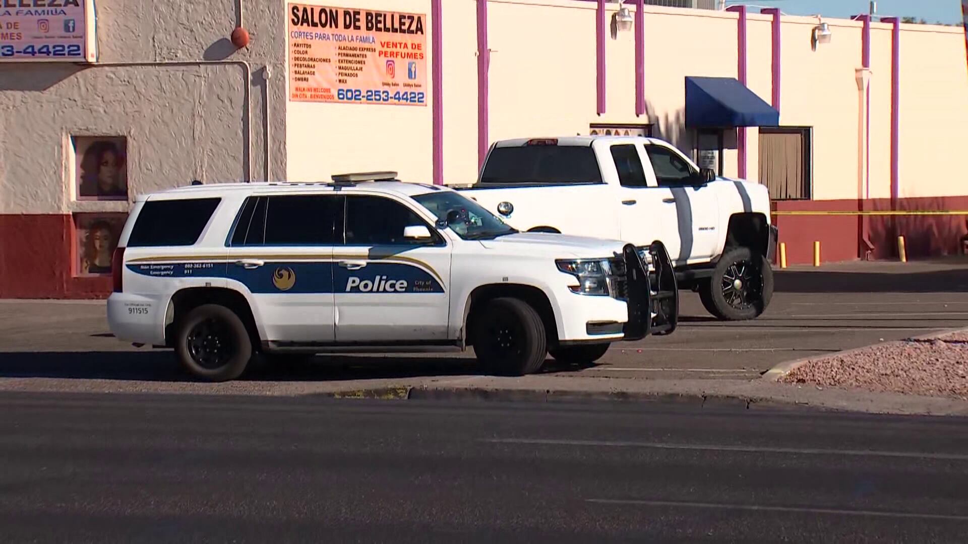 Bicyclist killed in central Phoenix pickup truck crash