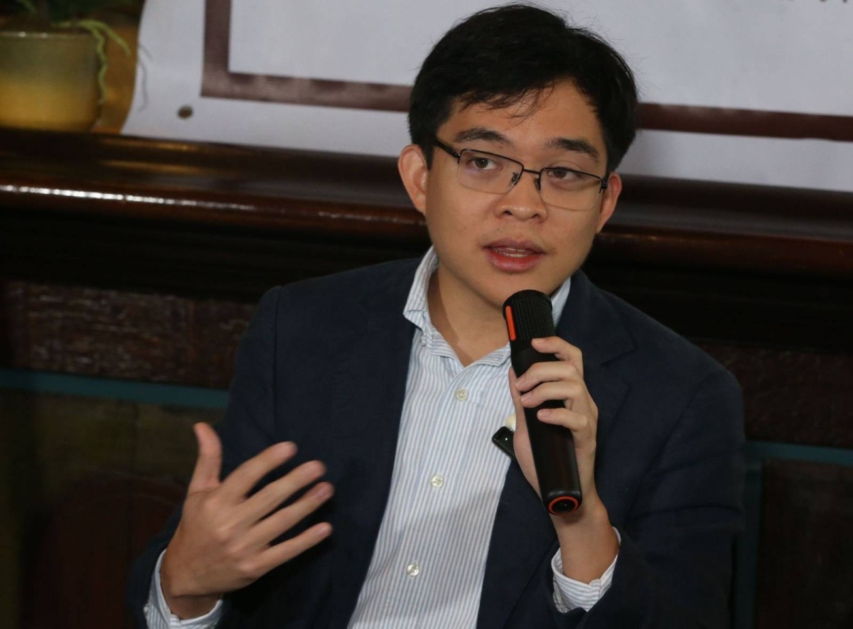 August 21 Movement rejects Rep. Leviste's use of historic 'Laban' hand sign