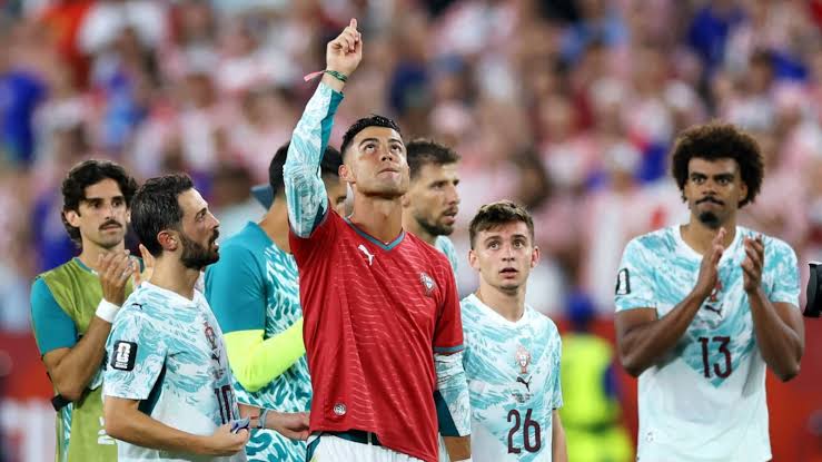 Cristiano Ronaldo pays emotional tribute to Diogo Jota after ...