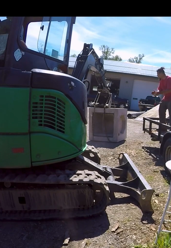 Mini excavator flip: The risks and lessons behind a dangerous mistake