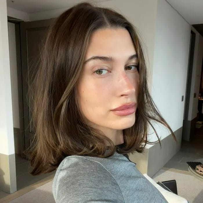 All about the viral 'kicktail bob' hair trend celebs are getting this ...