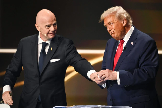 Chủ tịch FIFA Infantino đối mặt cuộc điều tra vì 'thiên vị' tuyển Mỹ