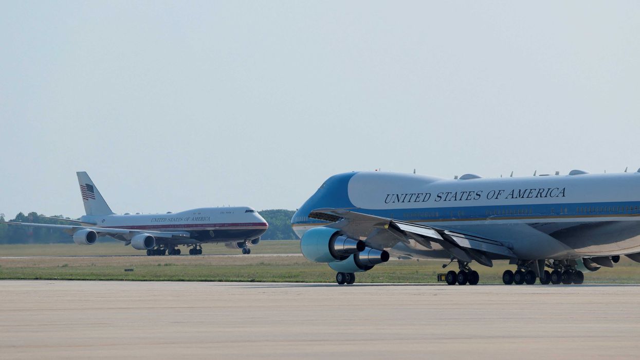 White House goes berserk at Pulitzer-winning reporter's Air Force One swap story