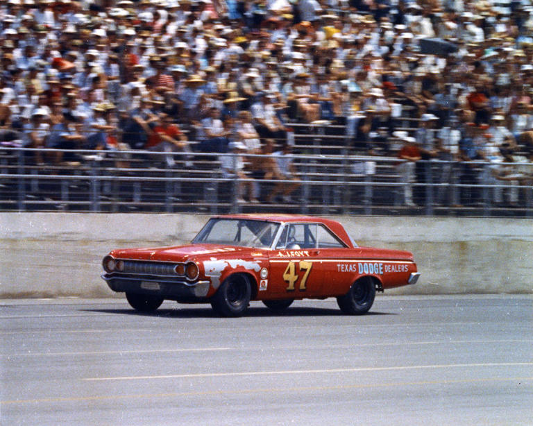 Is it time for NASCAR to bring back the Firecracker 400?