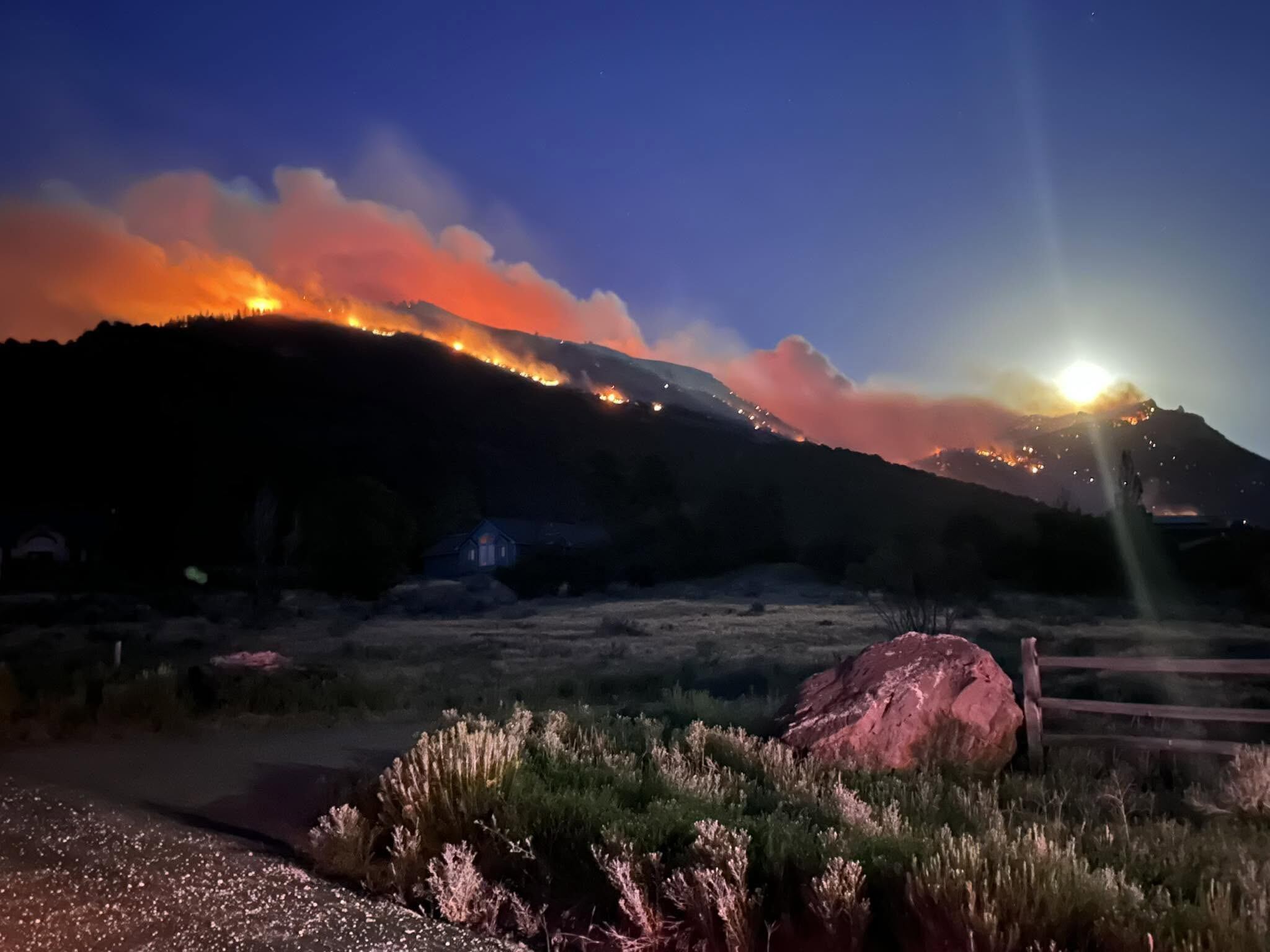 Gold Mountain Fire: Latest on size, containment, evacuations and shelters
