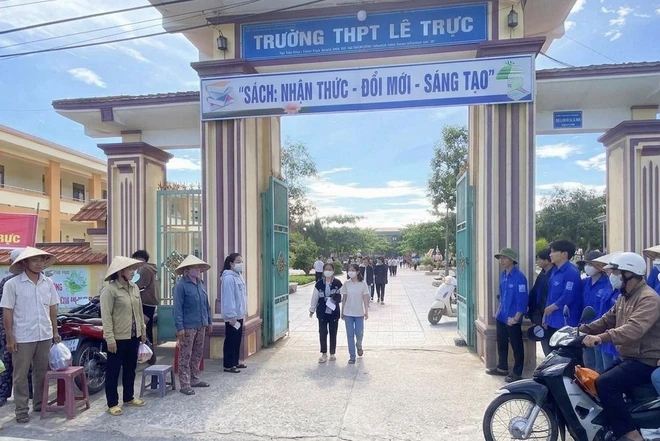 Hiệu trưởng nói gì về thông tin tố cáo tiêu cực thi tốt nghiệp tại Trường THPT Lê Trực?