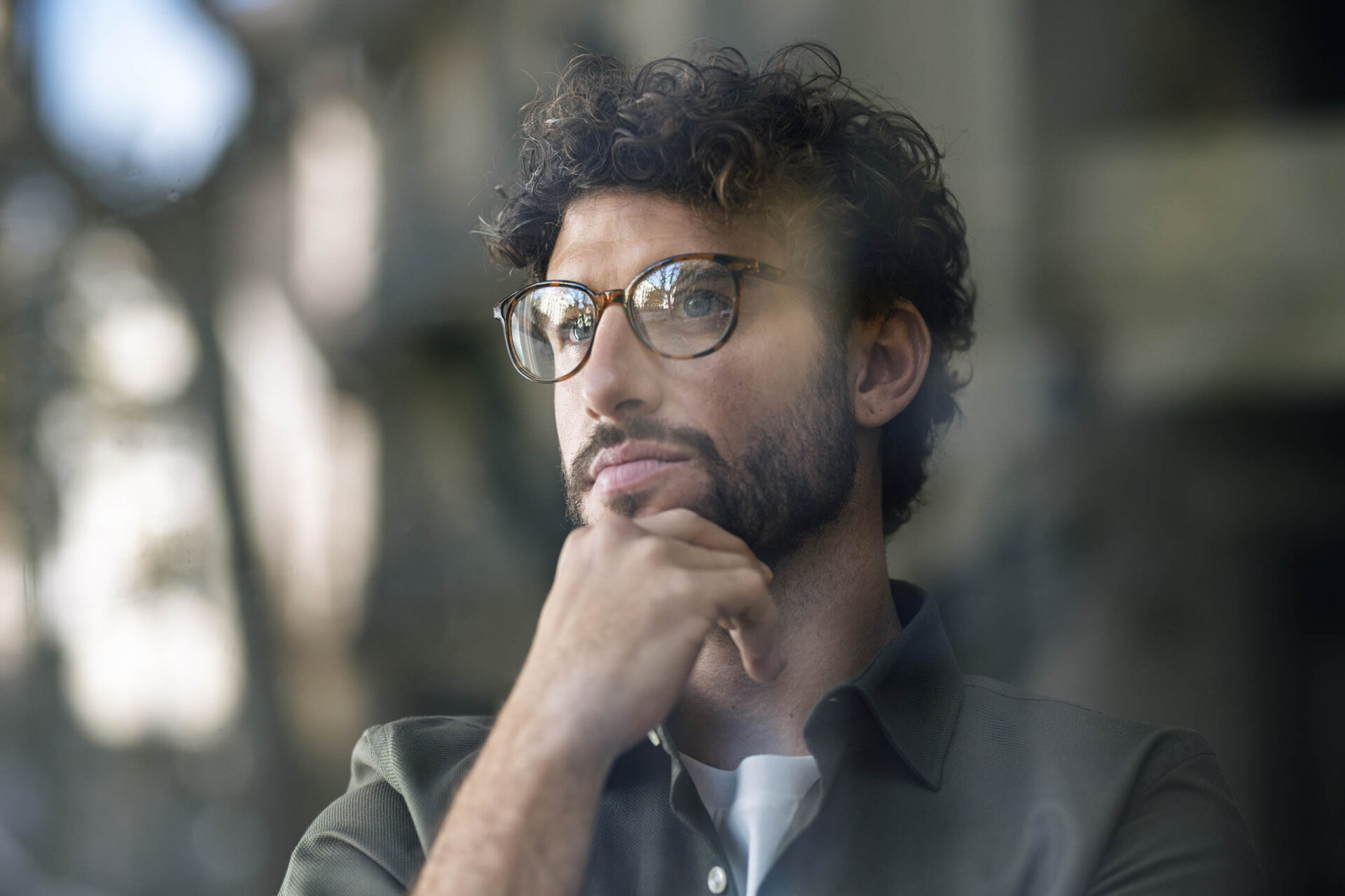 Cognitive surrender: when we believe AI is infallible
