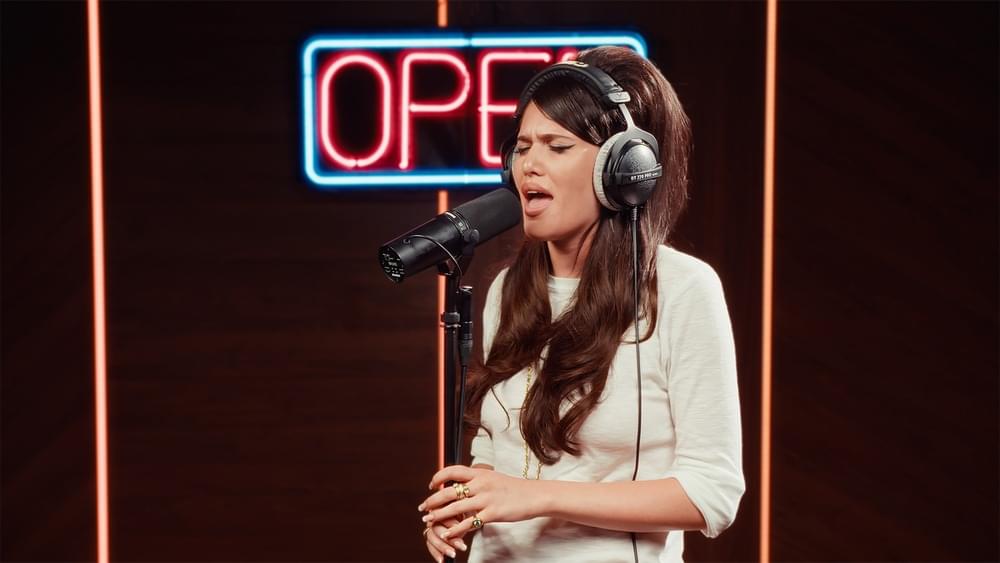 Sienna Spiro “Pure” (live performance) | Open Mic