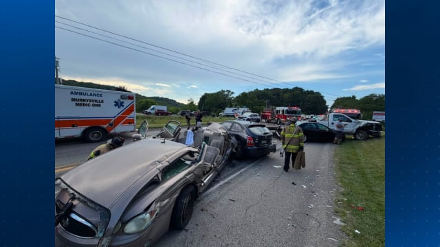 4 people injured in multi-vehicle crash in Westmoreland County