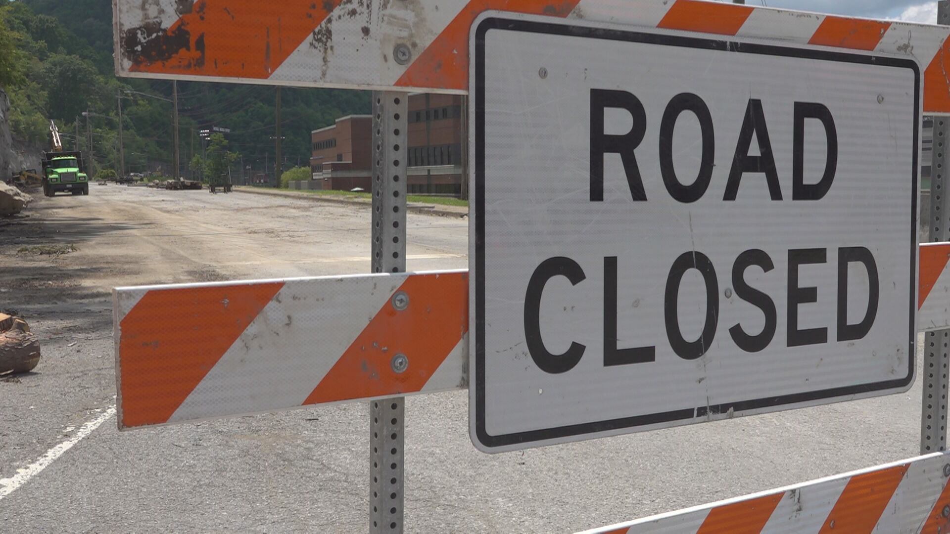 KY 1706 in Fulton County reopens after airplane crash