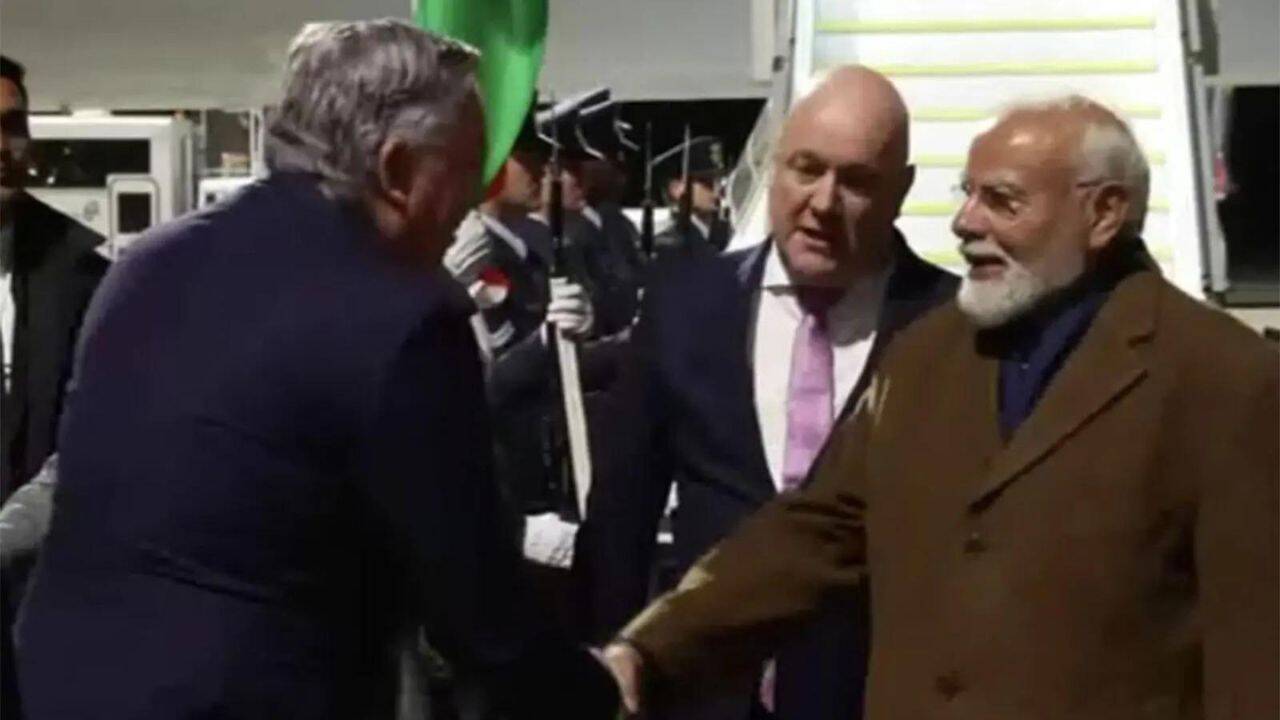 'This visit is historic': PM Modi begins first Indian PM visit to New ...