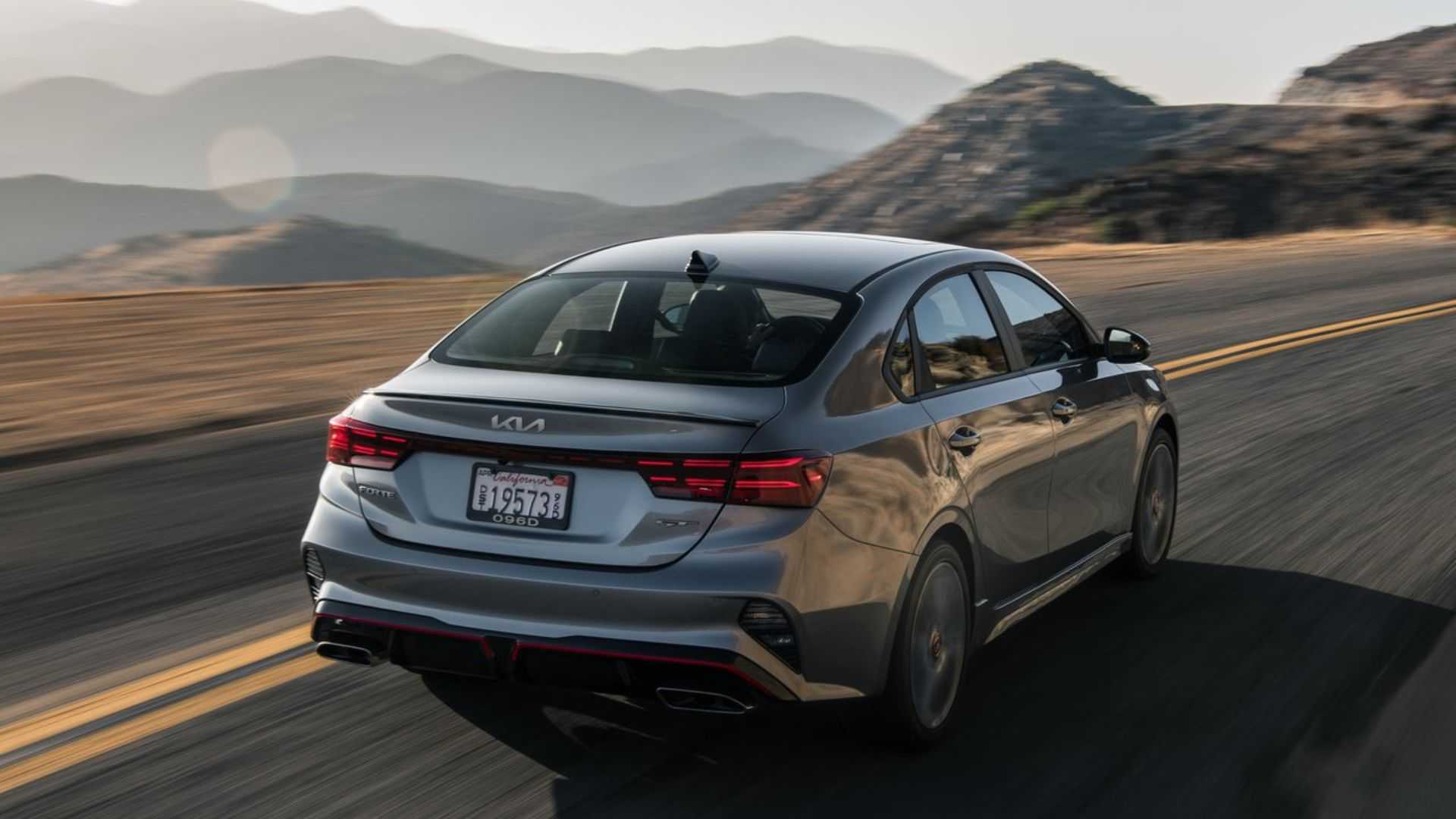 Dynamic rear 3/4 shot of a 2022 Kia Forte.