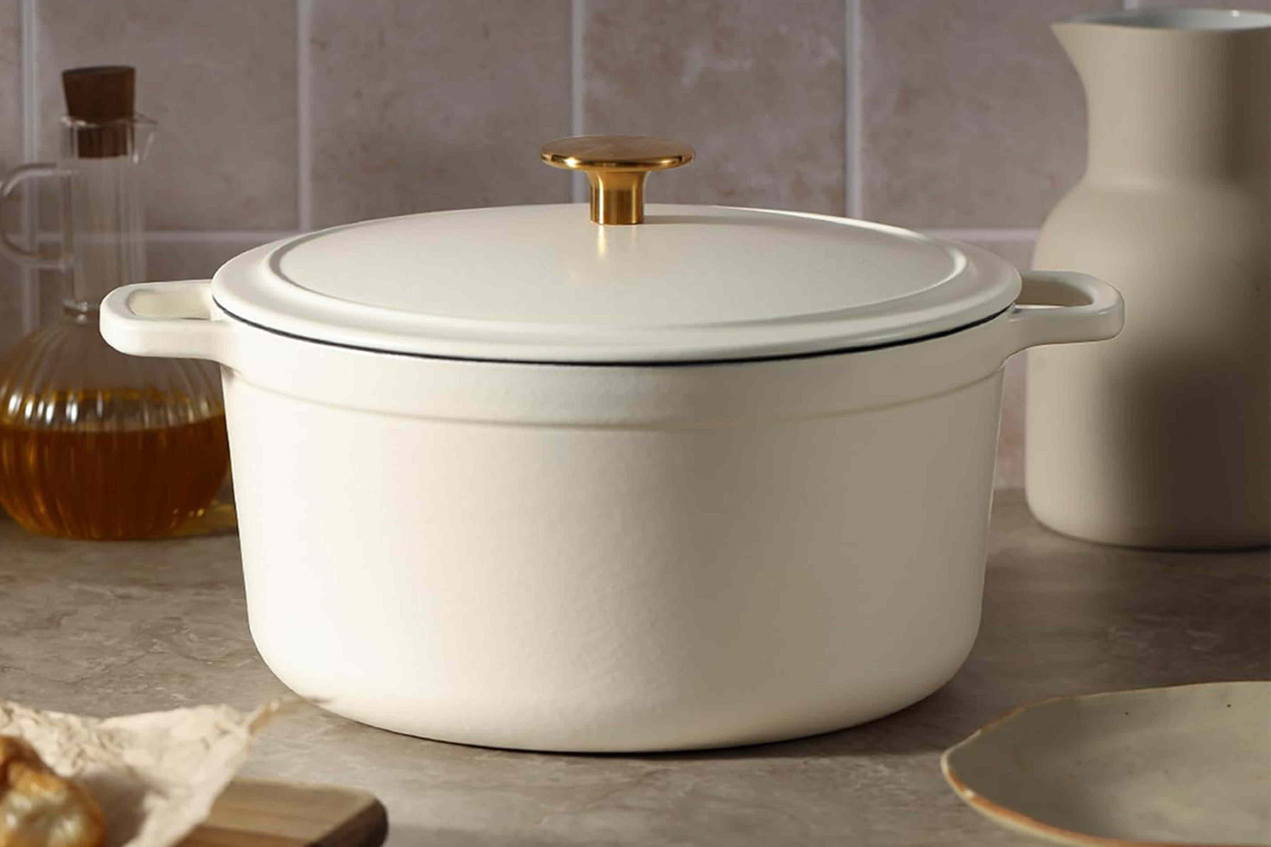 Shoppers say this affordable $40 Dutch oven is just as good as Le Creuset for so much less