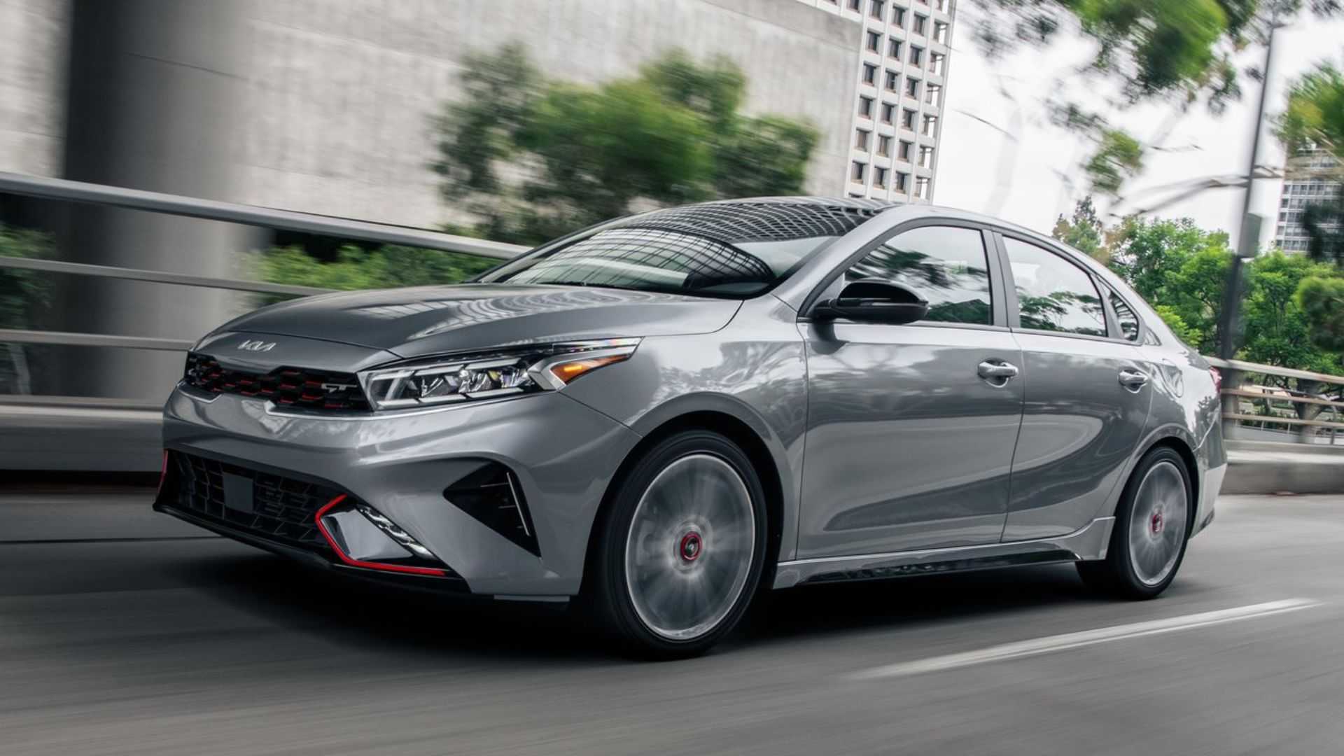 Dynamic front 3/4 shot of a 2022 Kia Forte.