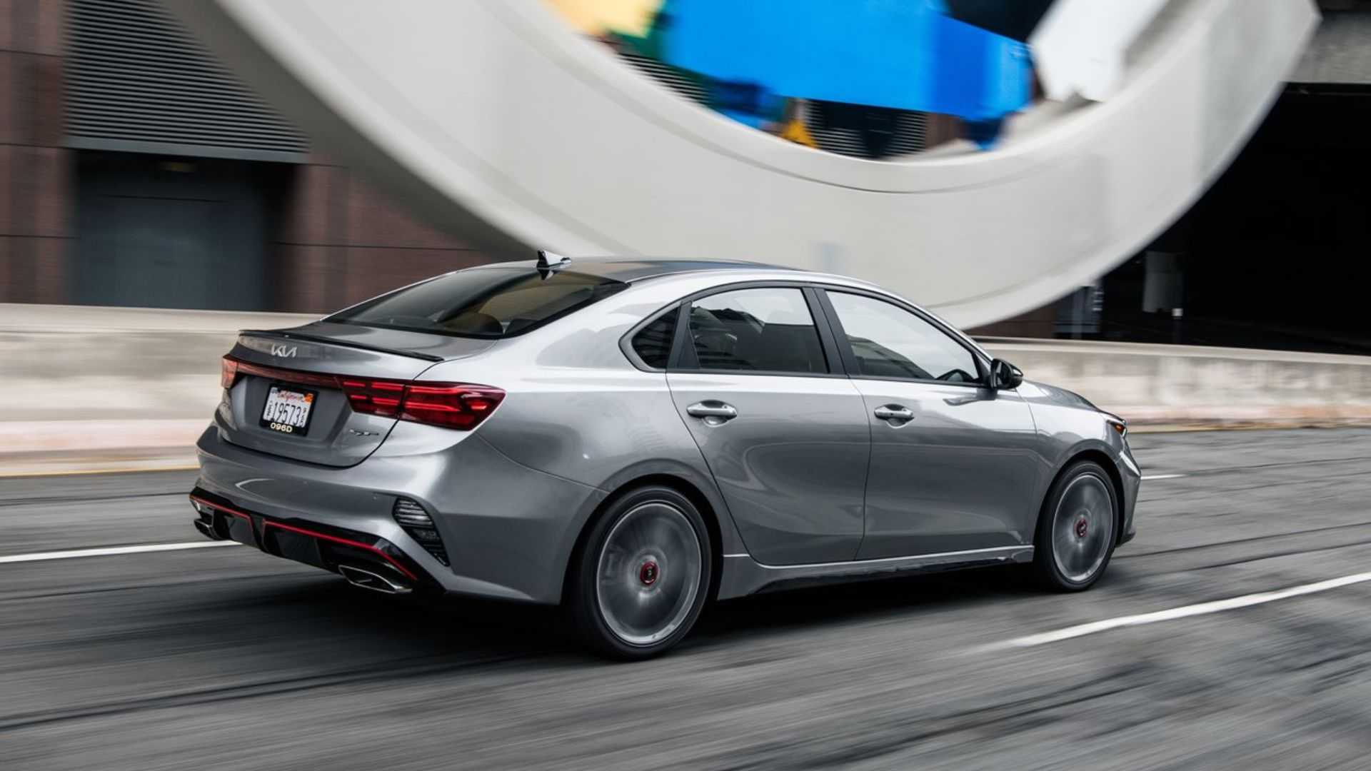 Dynamic rear 3/4 shot of a 2022 Kia Forte.
