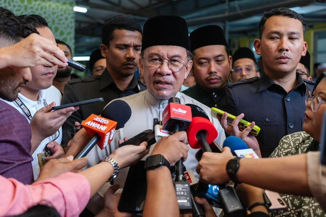 Thủ tướng Malaysia tung 'bản sao AI' thay mình gặp dân