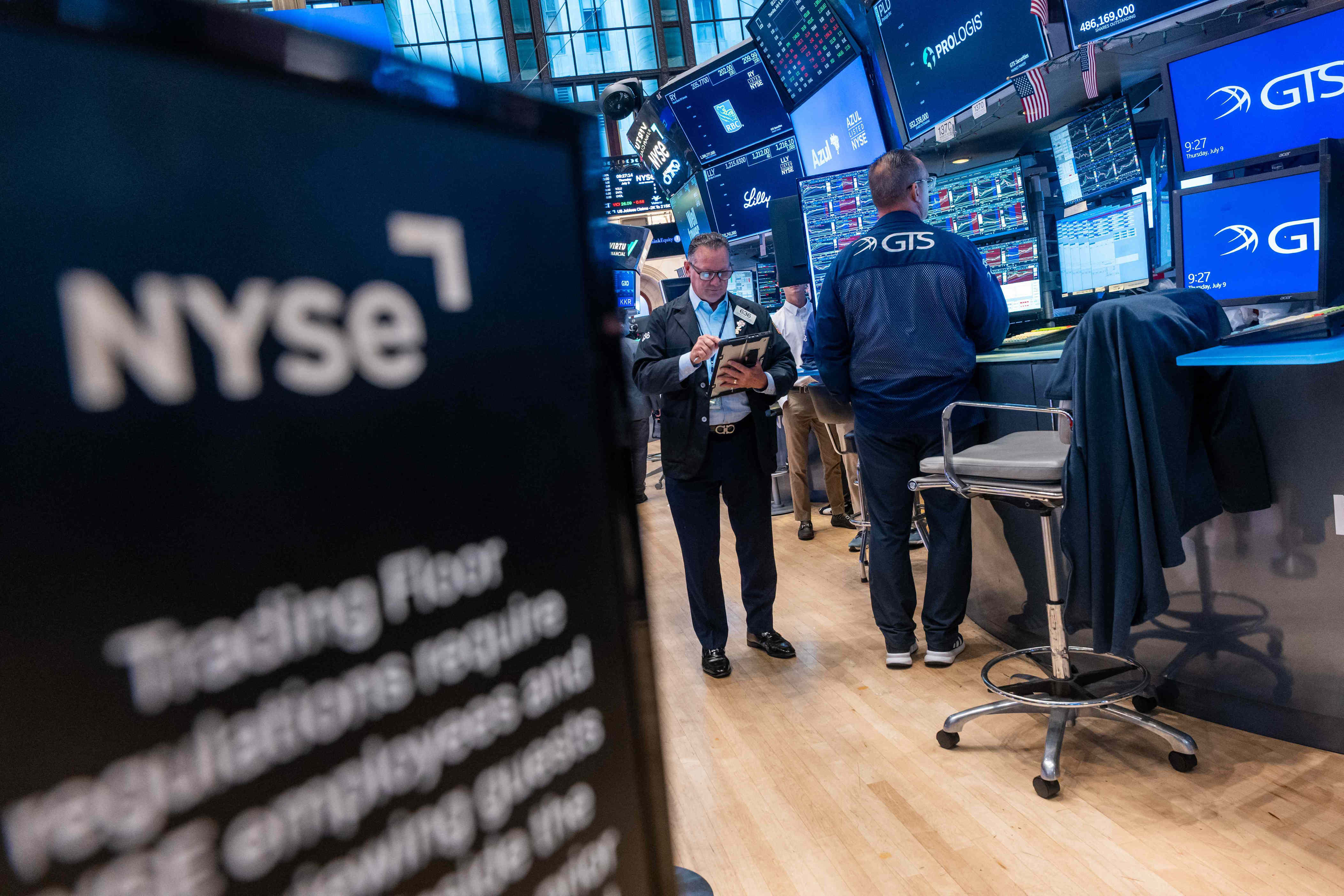 5 things to know before the stock market opens on Friday