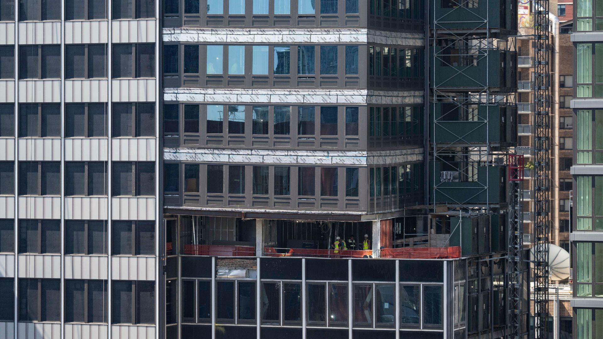 Investigations opened into Midtown high-rise as crews continue repairs ...