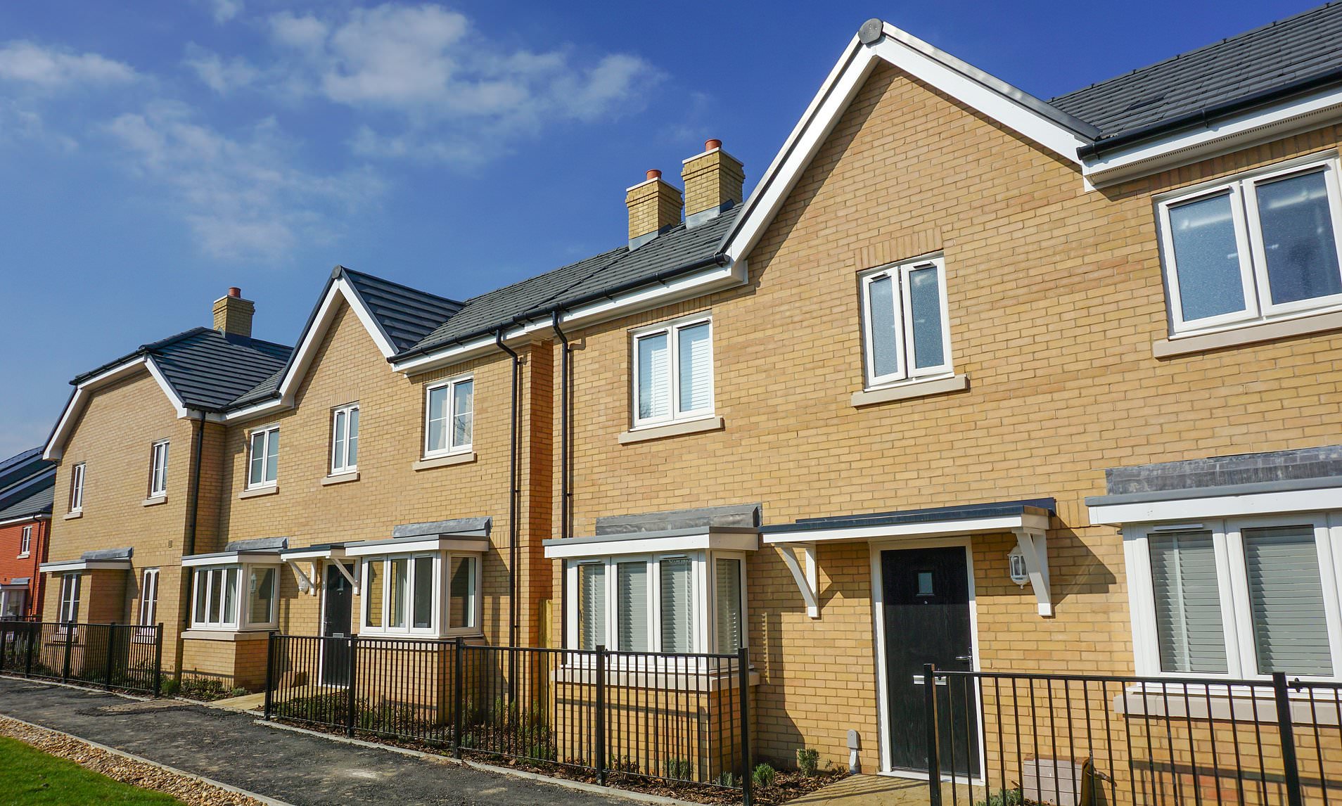 Number of new-build homes coming to market slumps to lowest since 2017 in blow to Labour target