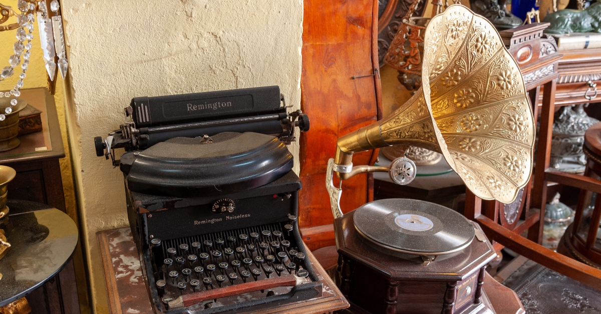 11 Surprising Vintage Items That Are Worth a Small Fortune