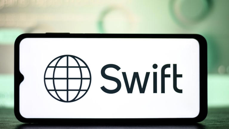 Swift readies blockchain ledger for tokenised cross-border payments