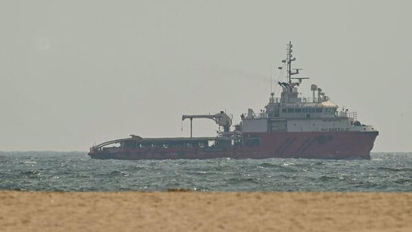 Strait of Hormuz threat remains ‘severe’; US-backed JMIC tells mariners ...
