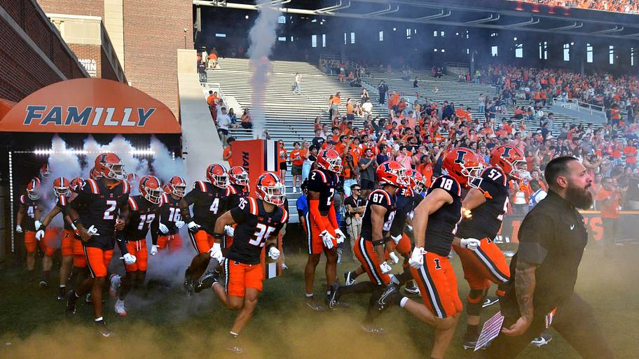 Fans may need sunglasses when Illinois football flips the switch on ...