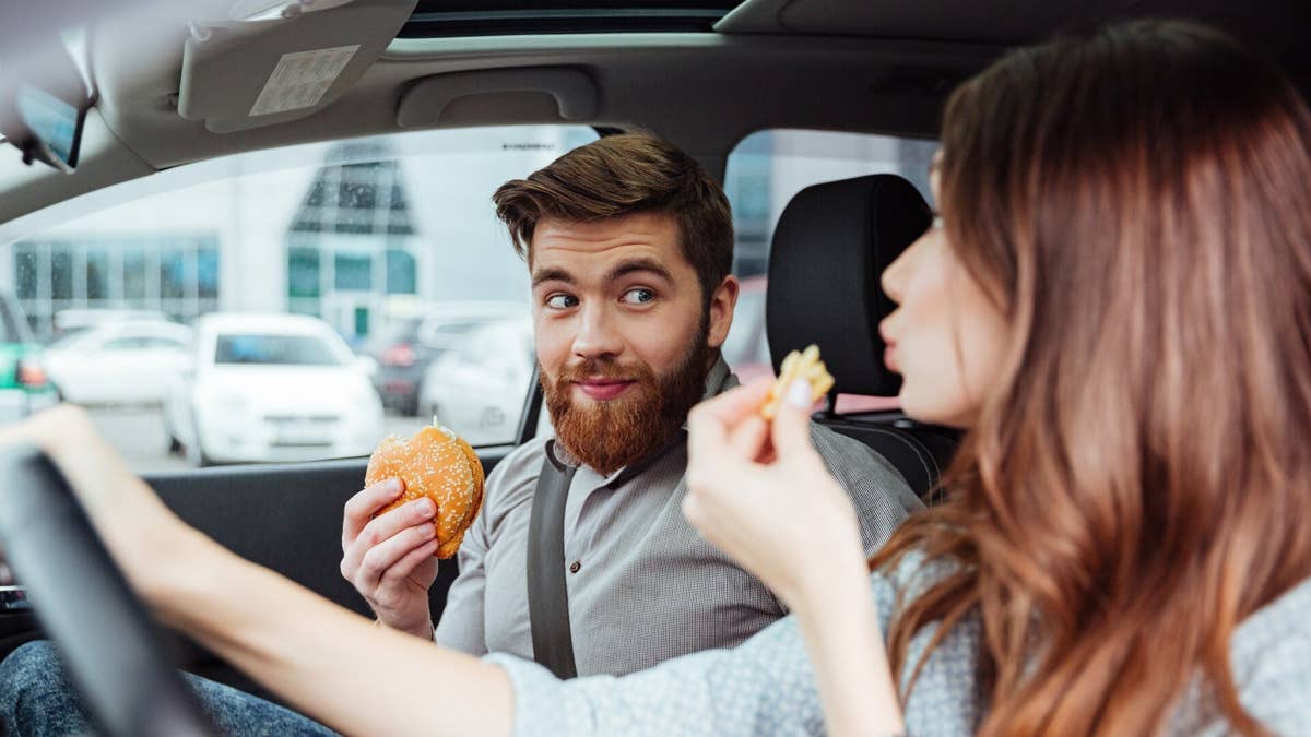 eat-in-car-lead