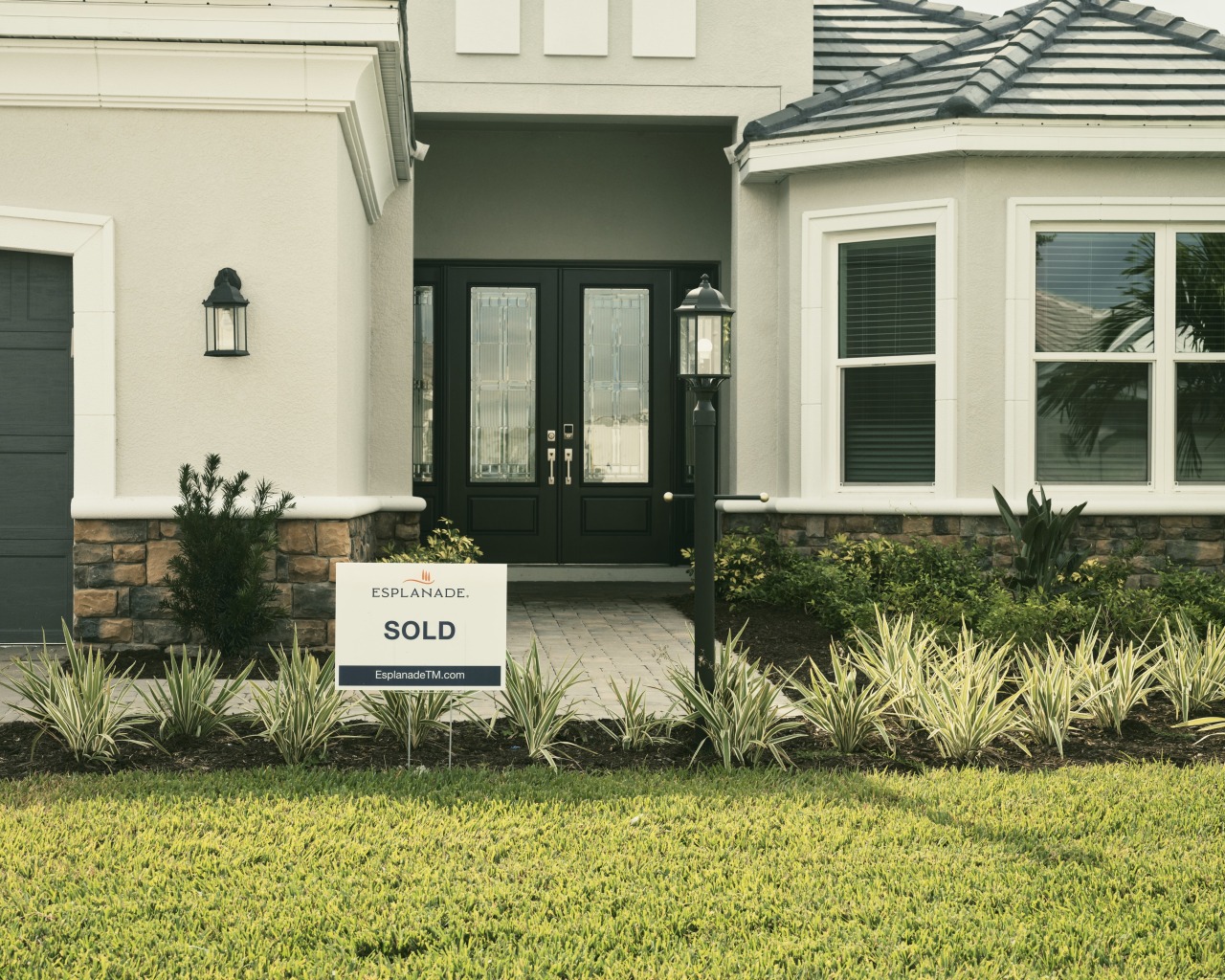 Why home sales are poised to pick up this summer