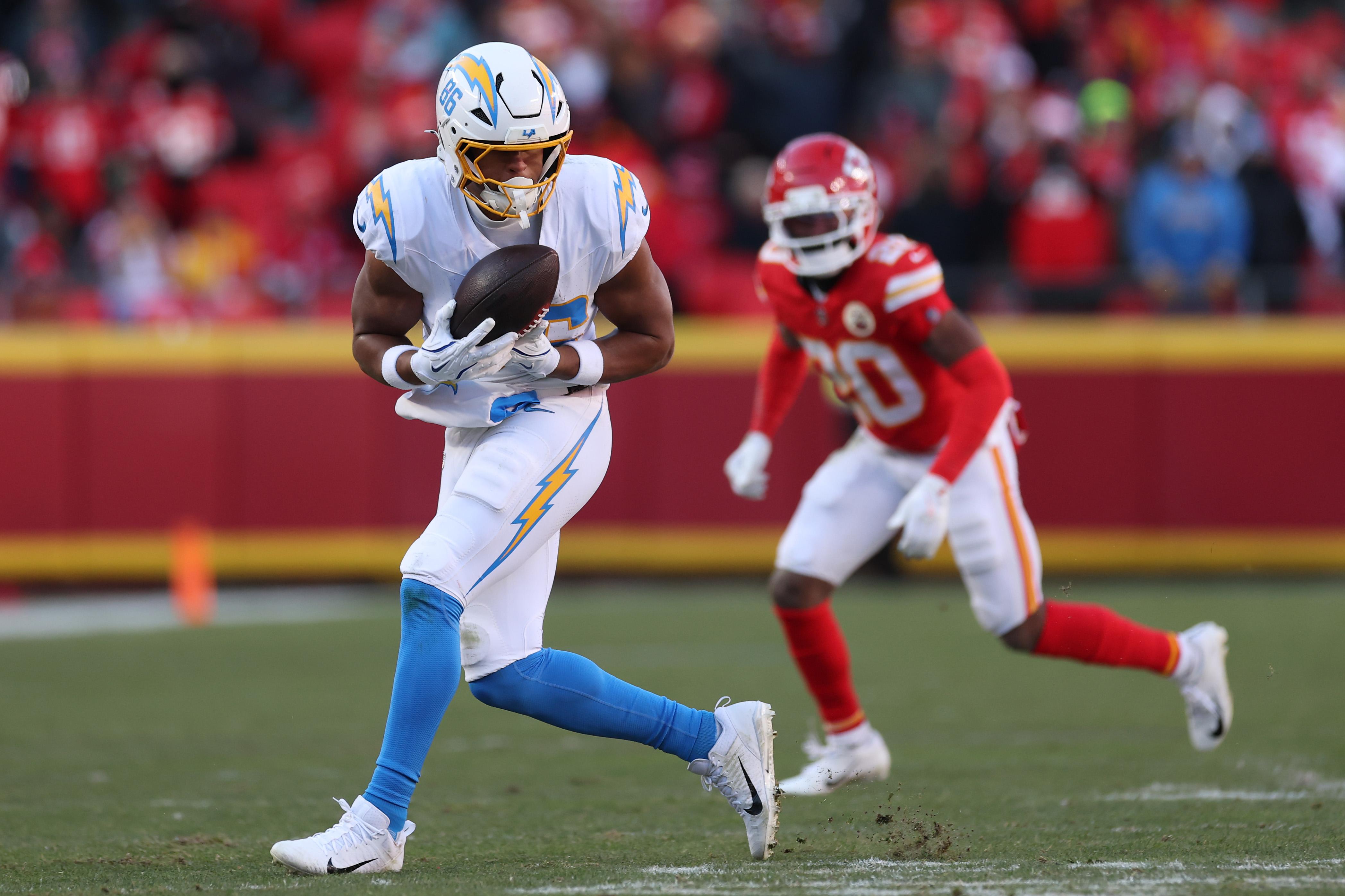 Chargers' Oronde Gadsden earning preseason recognition from scouts, execs