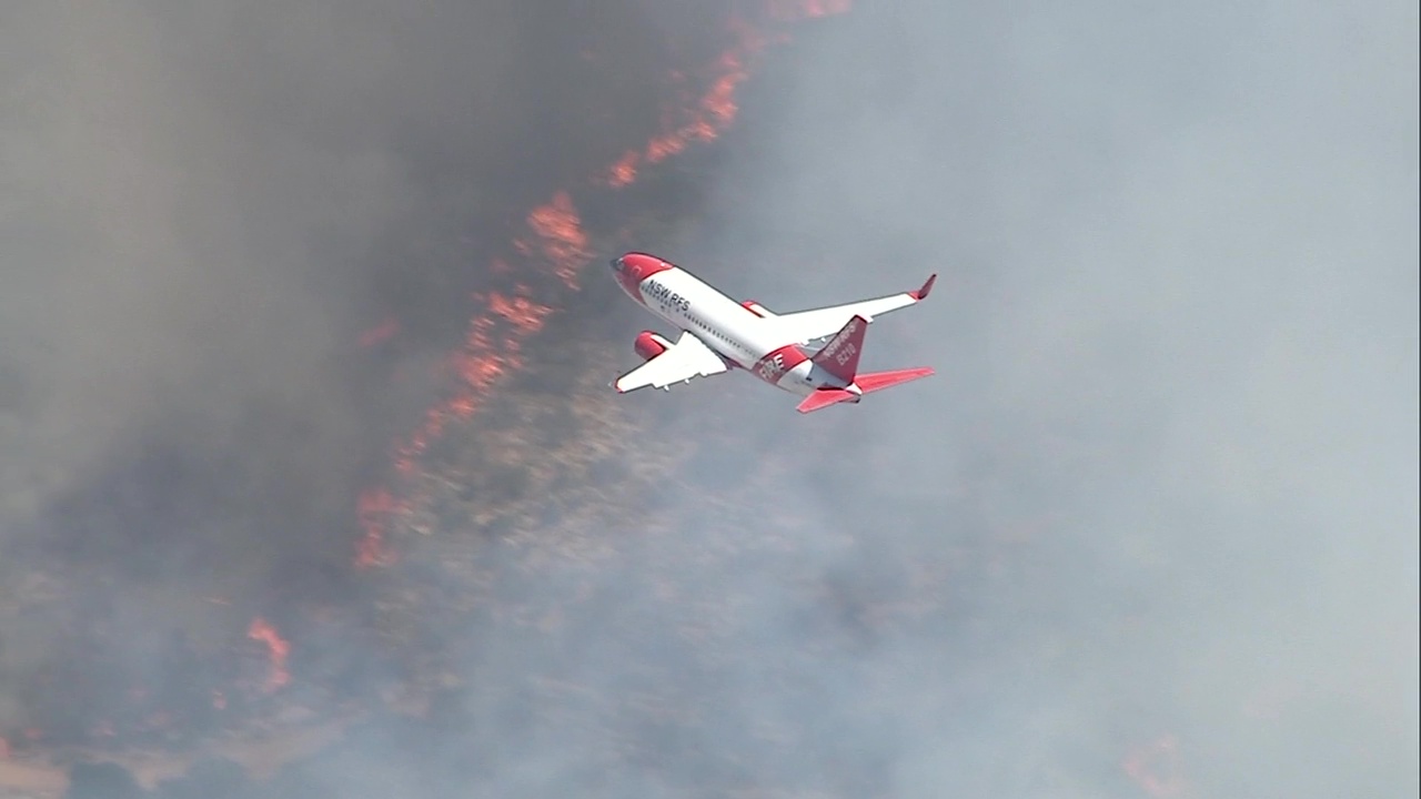 Evacuation orders, warnings in place as Summit Fire grows to more than ...