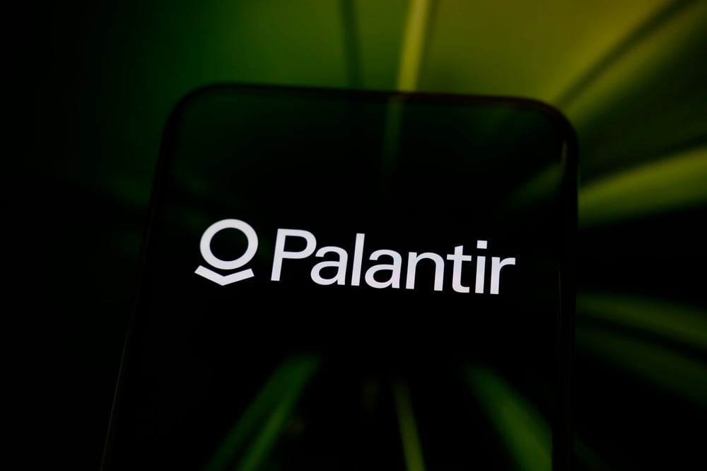 Palantir's stock has bounced 23% off its low—one research firm says that's the trap: 'We still won't buy it'