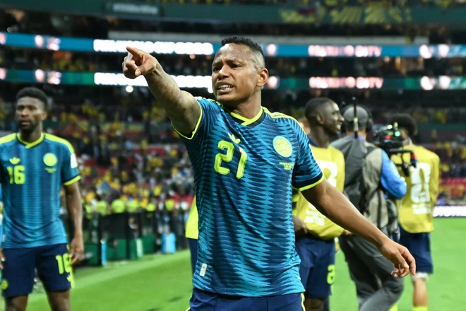 Cầu thủ Colombia không dám về nước vì bị đe dọa sát hại