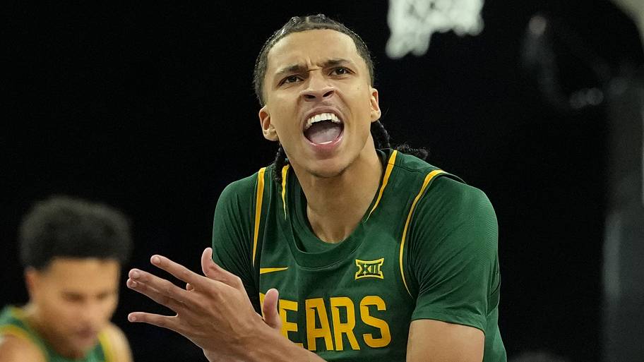 Cameron Carr keeps strengthening his case for an immediate Lakers role