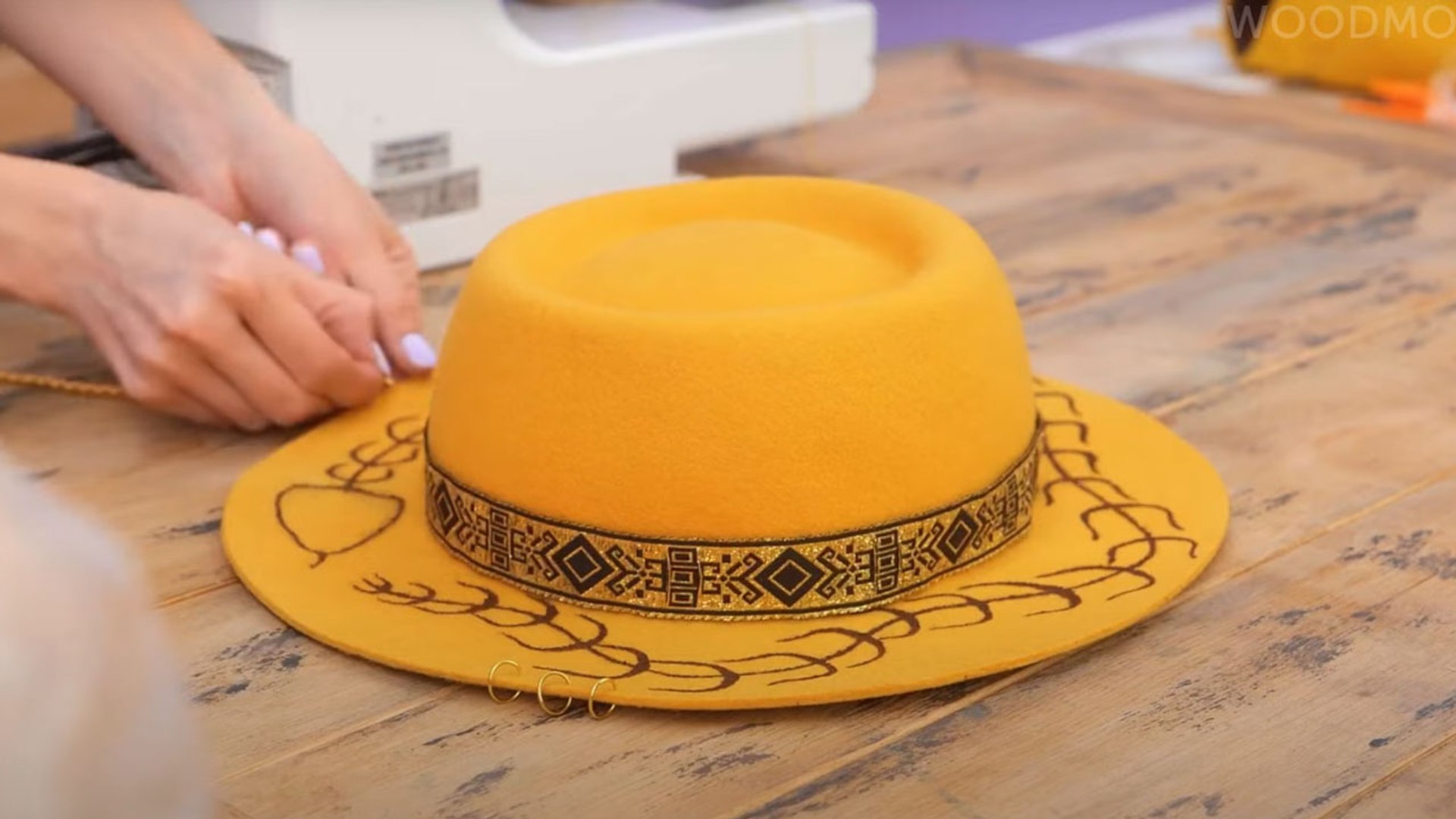 Unique creations with wool, leather, and more: Fashion like never before