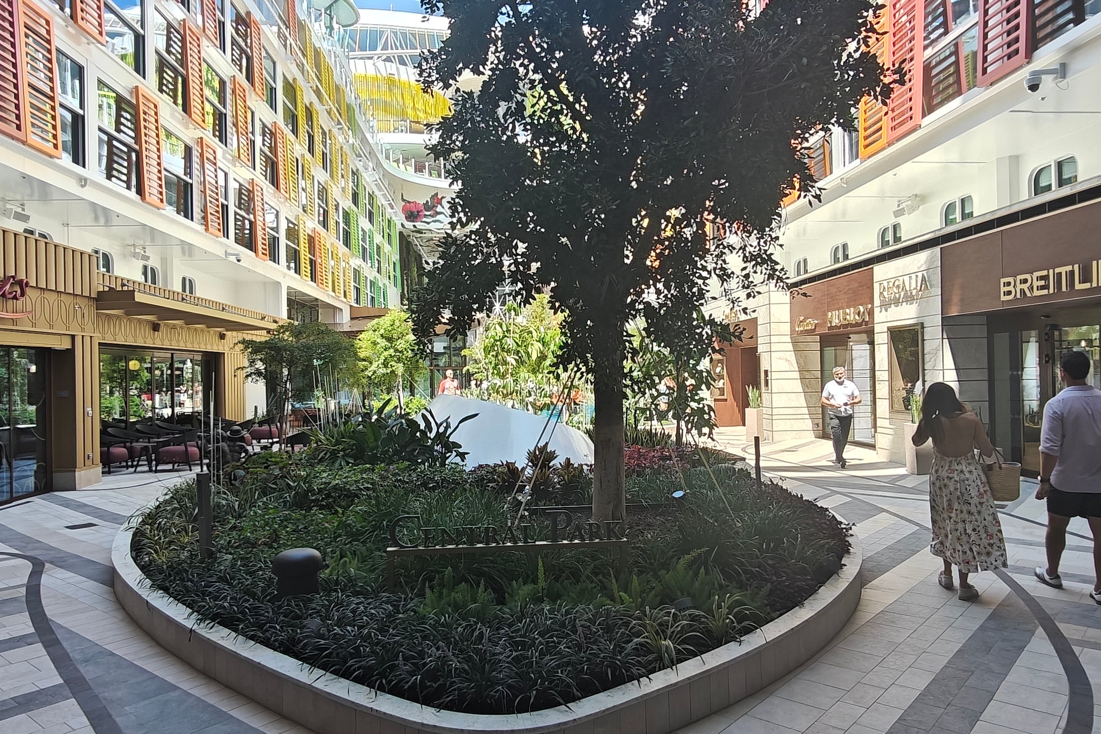 Central Park provides a calm oasis aboard Legend of the Seas (Marc Shoffman)