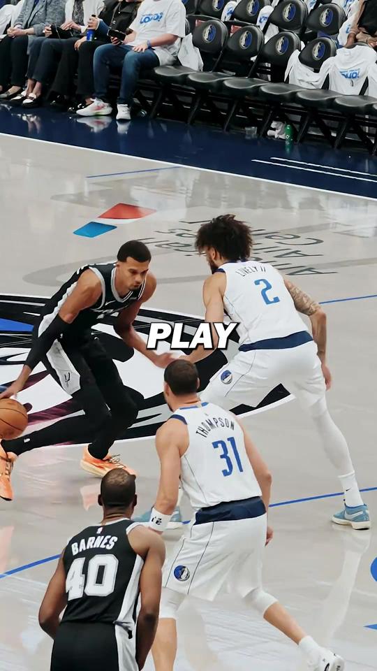 The tallest pro basketball player!